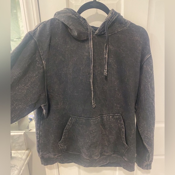 Grey, medium, distressed hoodie with pink and yellow print on the back - Picture 2 of 3